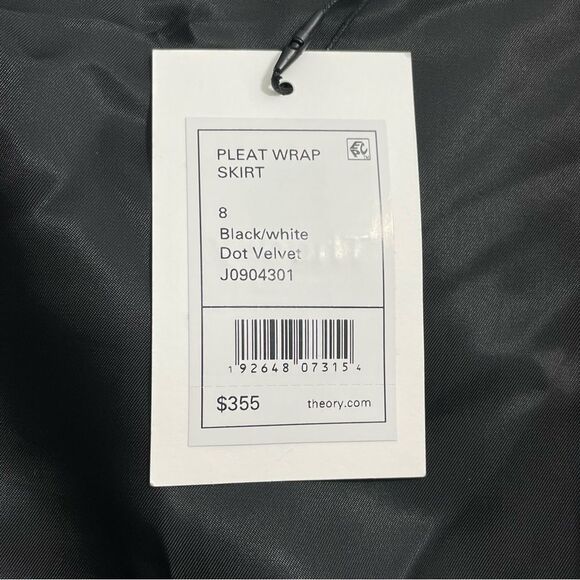 NWT Theory Pleat Wrap Skirt in Black Dot Velvet Women’s Size 8‎ - Picture 5 of 6